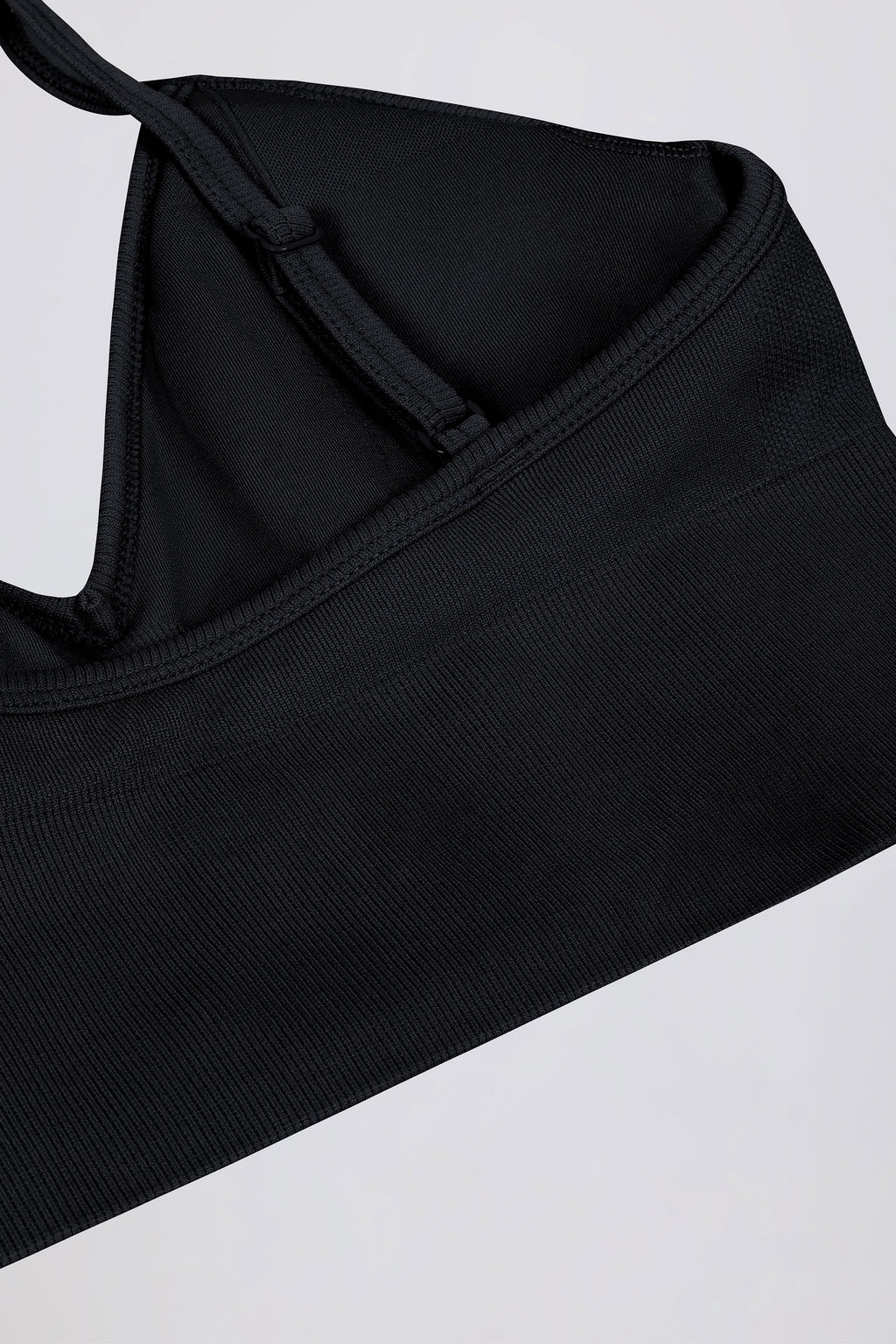 Chic Define Luxe V-Neck Sports Bra in Black