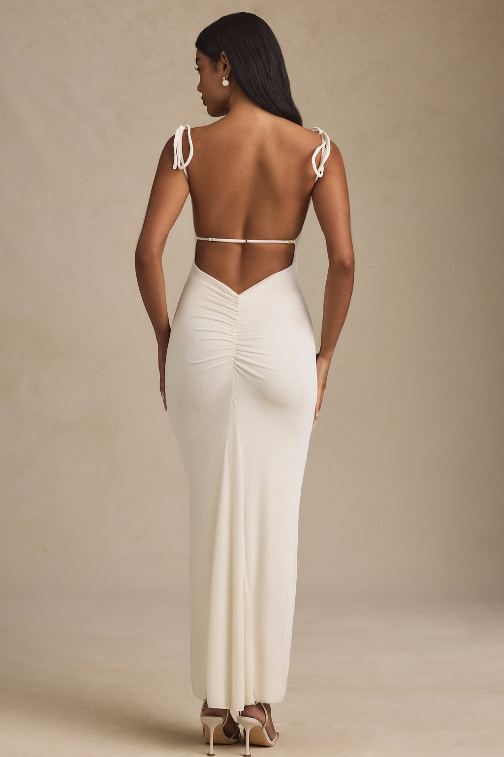Chic Textured Jersey Backless Maxi Dress in Ivory