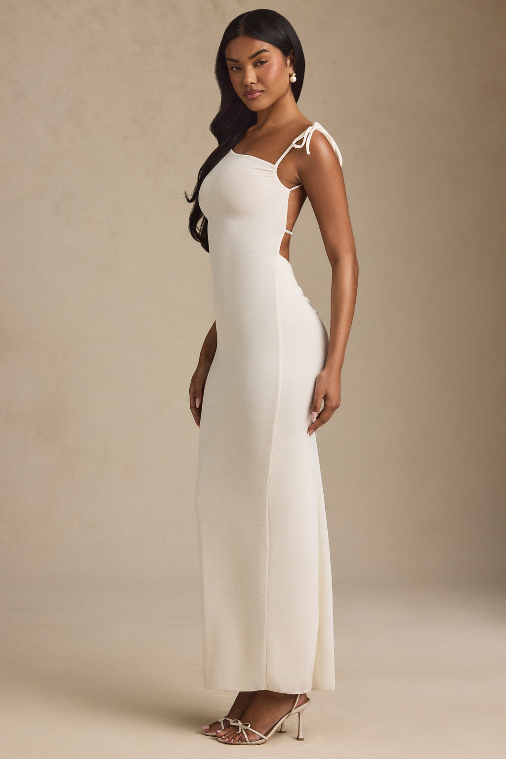Chic Textured Jersey Backless Maxi Dress in Ivory