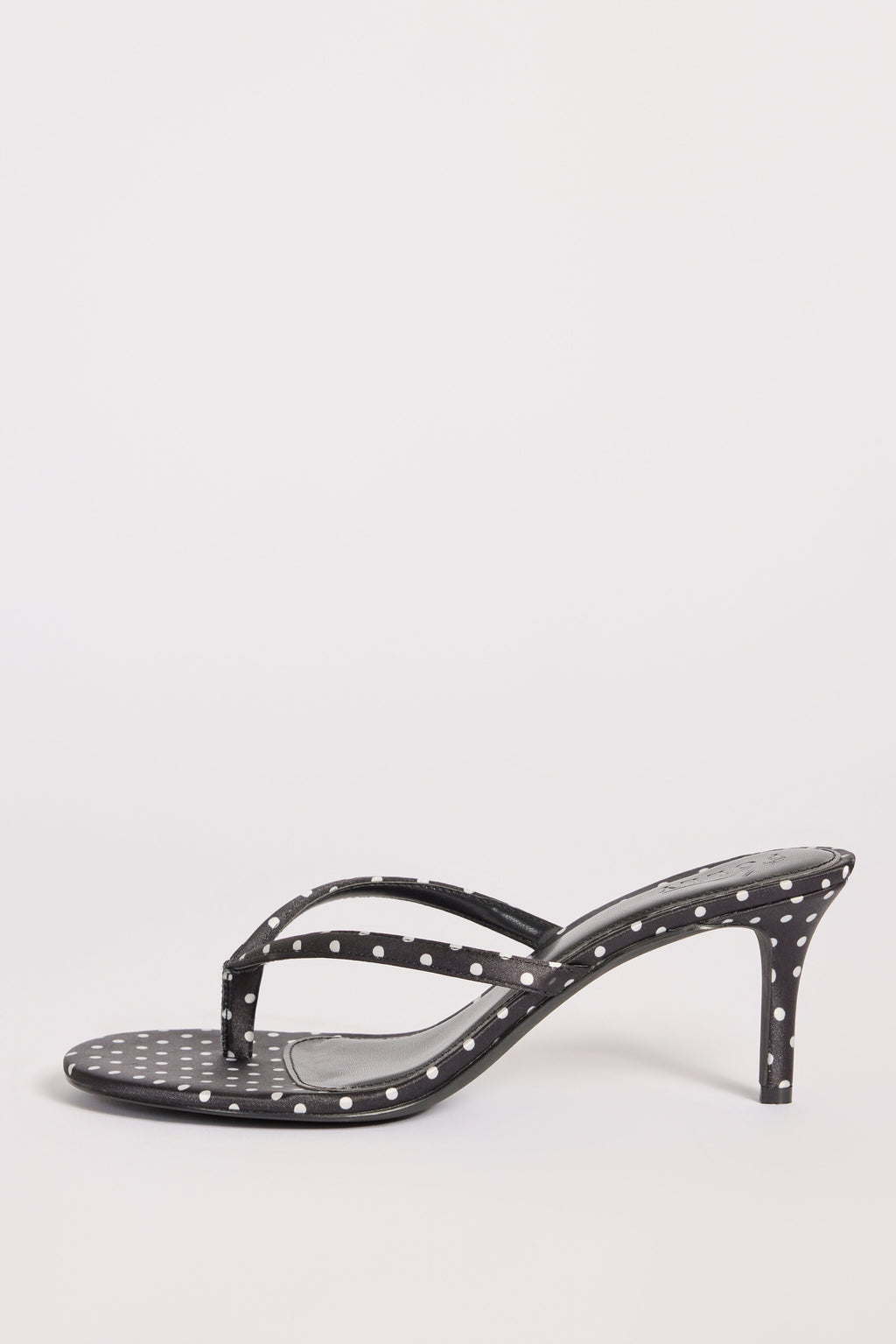 Chic Satin Heeled Thong Sandal in Black Polka Dot