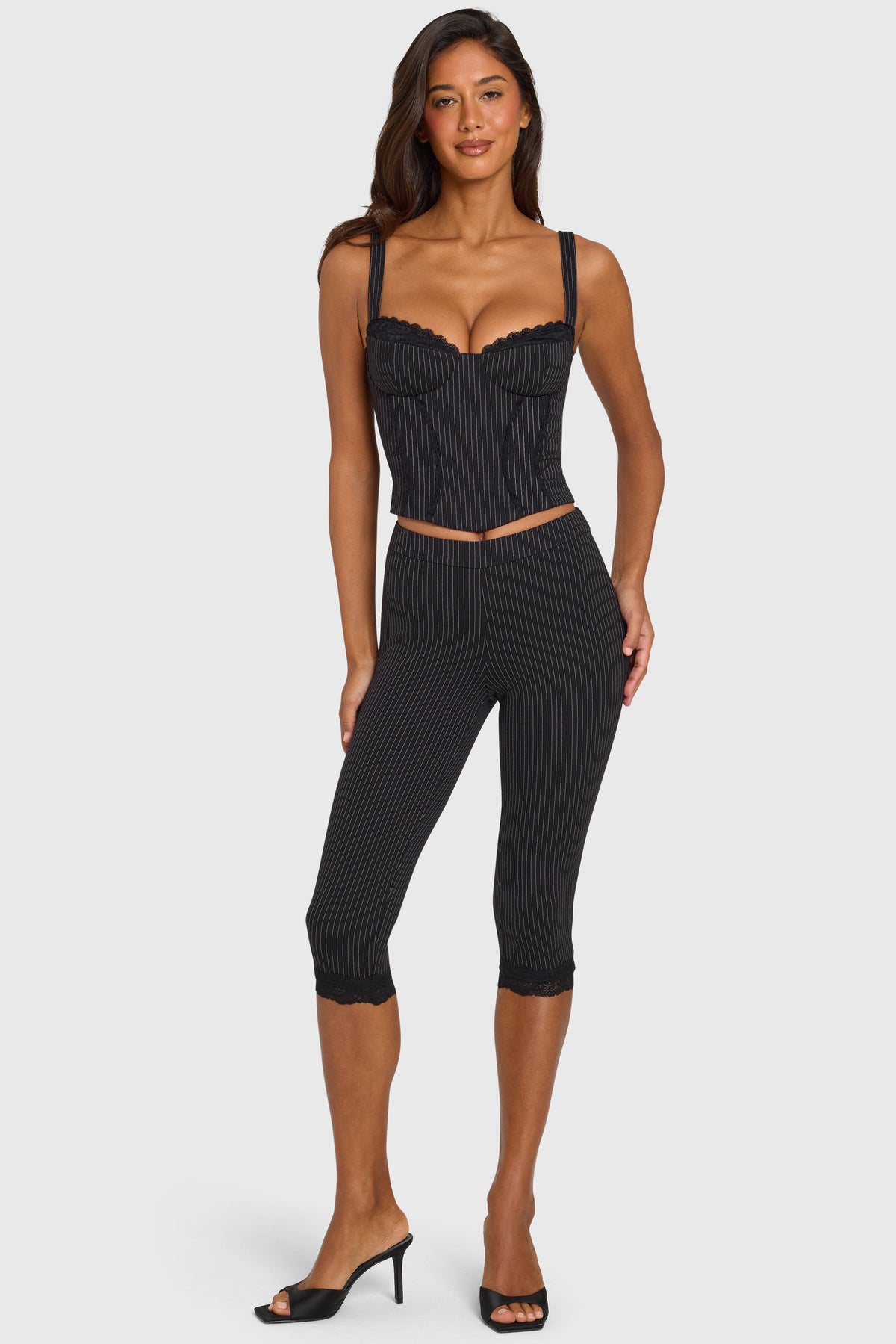 Chic Ponte Capri Leggings in Black Pinstripe