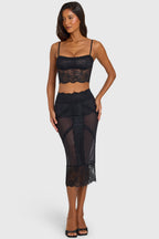 Chic Placed Lace-Trim Mid-Rise Midi Skirt in Black