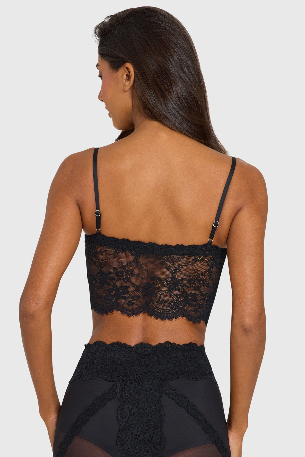 Chic Placed Lace-Trim Crop Top in Black
