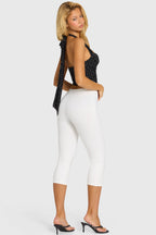 Chic Ponte Capri Leggings in Snow