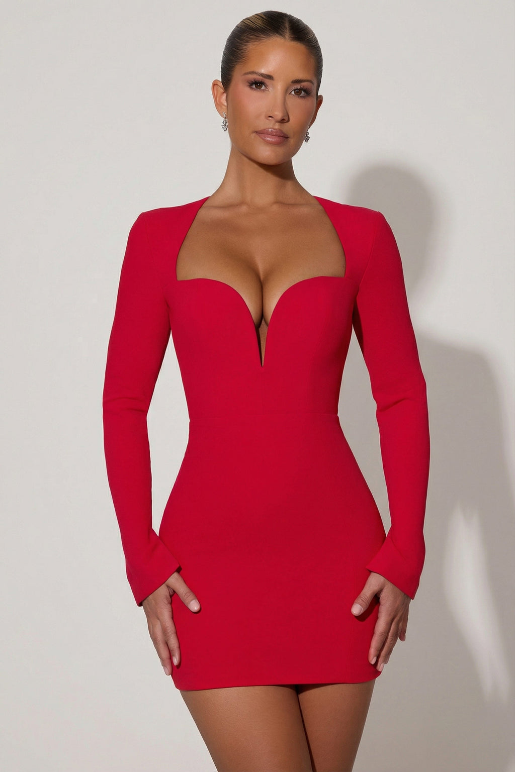 Chic Cut-Out Heart-Detail Bodycon Mini Dress in Red