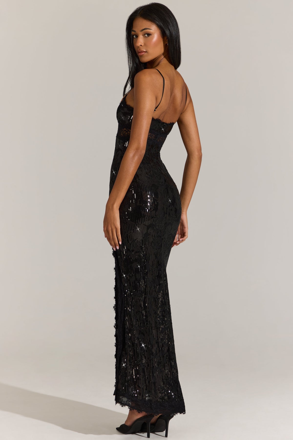 Chic Embellished Lace-Trim Maxi Dress in Black