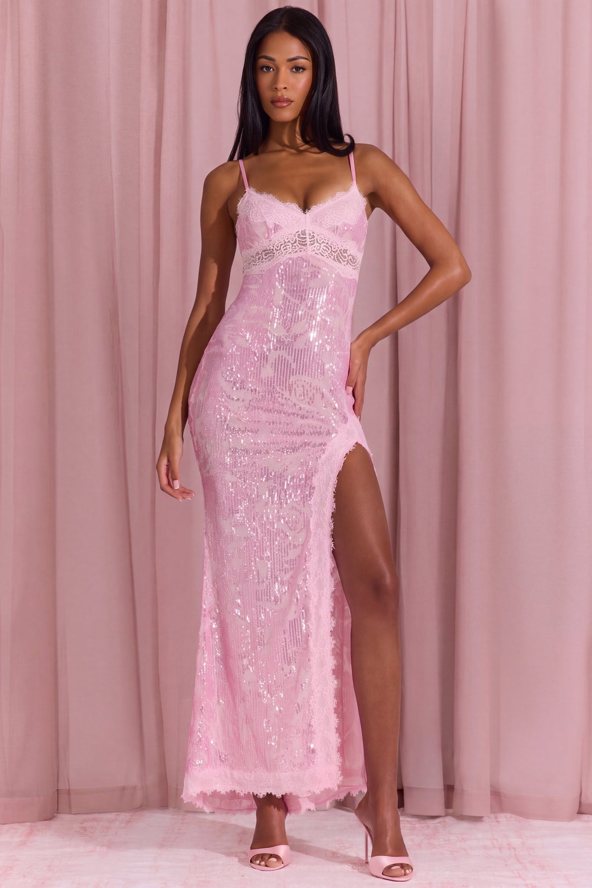 Chic Embellished Lace-Trim Maxi Dress in Blossom Pink