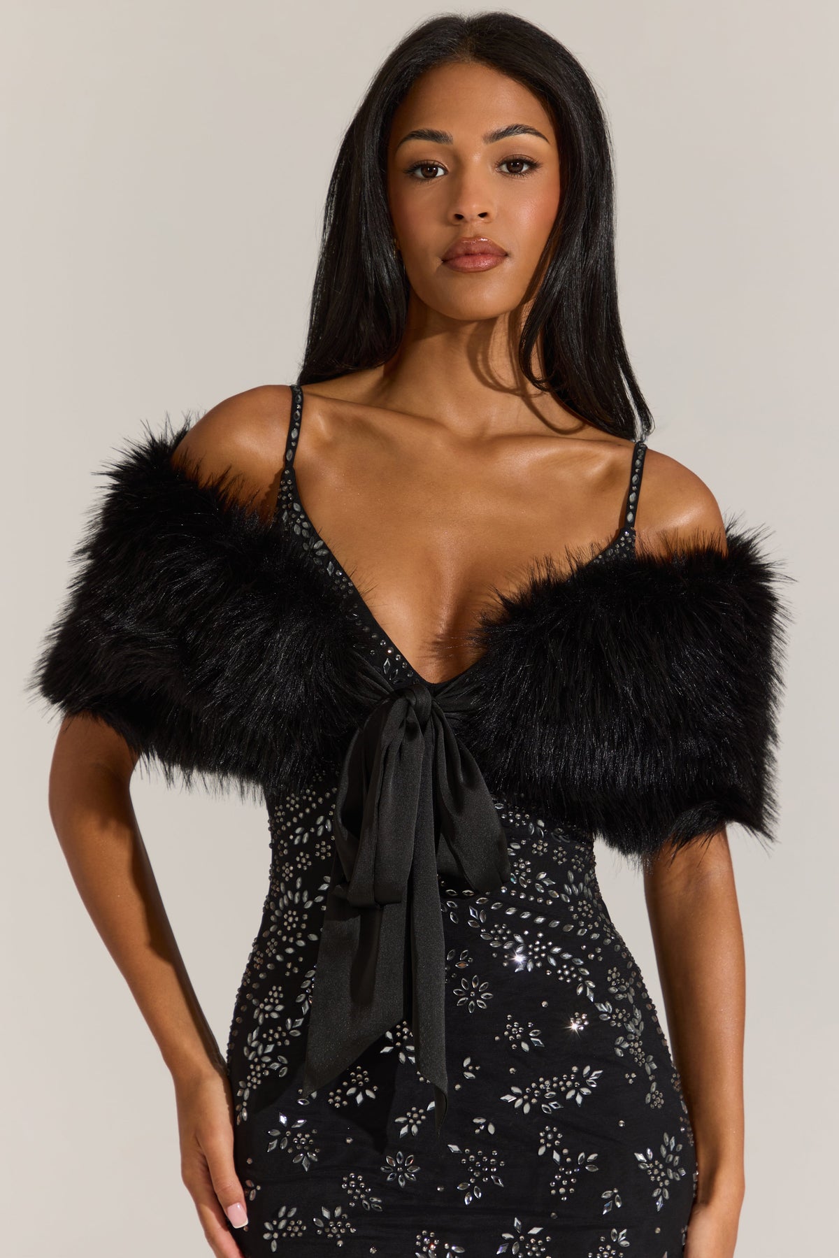 Chic Fur Ribbon-Tie Stole in Black