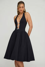 Chic Halterneck Bow-Detail Midi Dress in Black