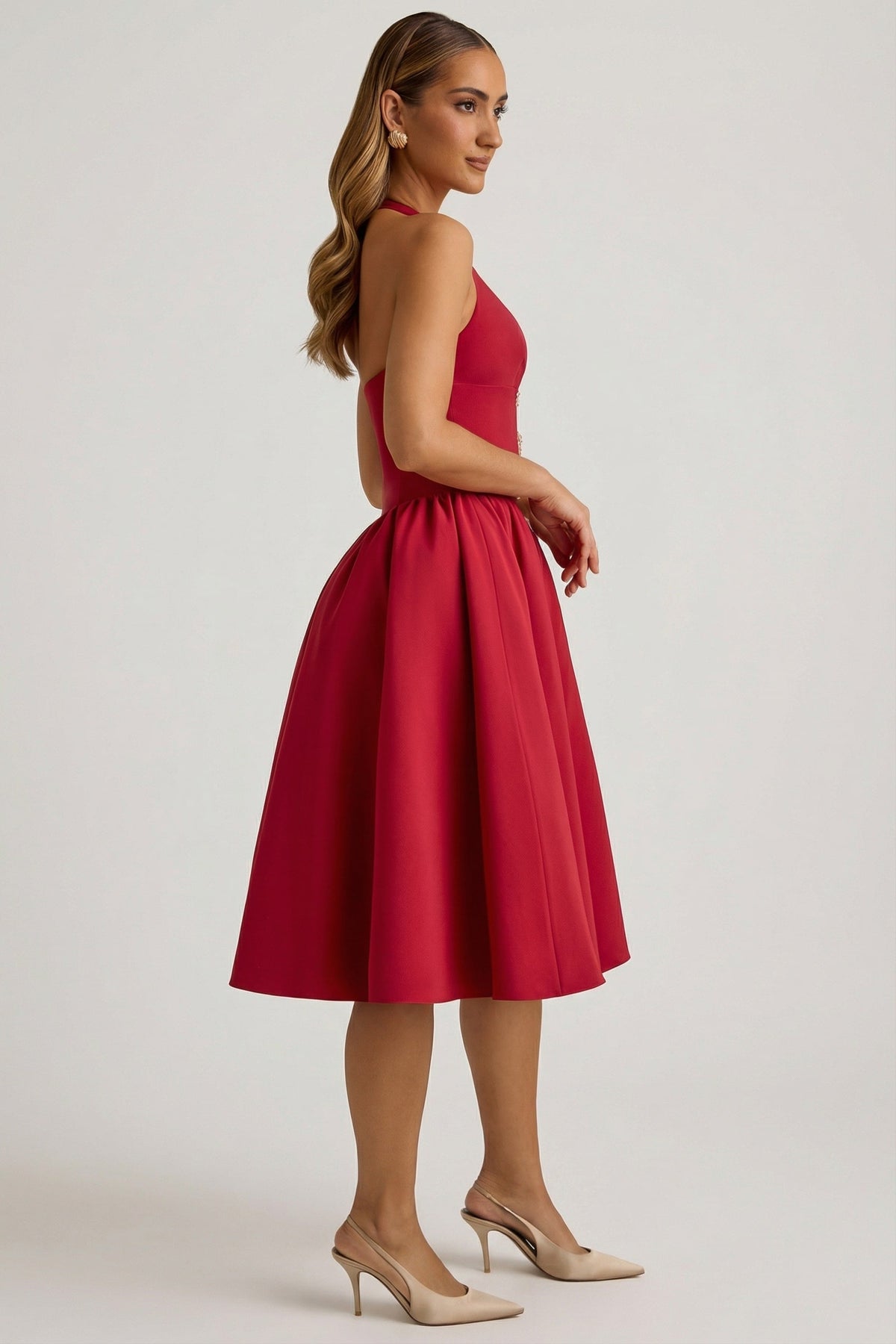 Chic Halterneck Bow-Detail Midi Dress in True Red