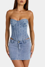 Chic Low-Rise Denim Mini Skirt in Mid-Blue