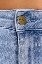 Chic Low-Rise Denim Mini Skirt in Mid-Blue