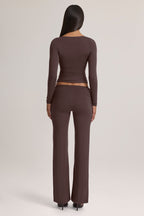 Chic Mid-Rise Straight-Leg Trousers in Chocolate Brown