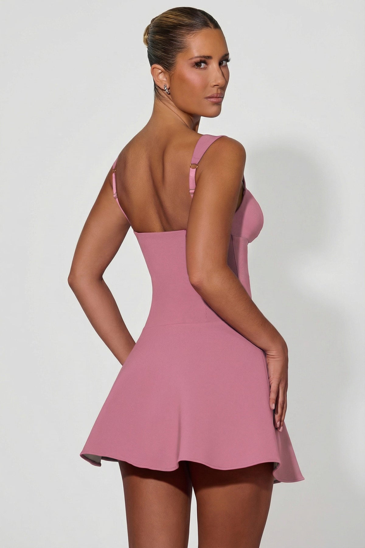 Chic Bow-Detail A-Line Mini Dress in Dusty Pink