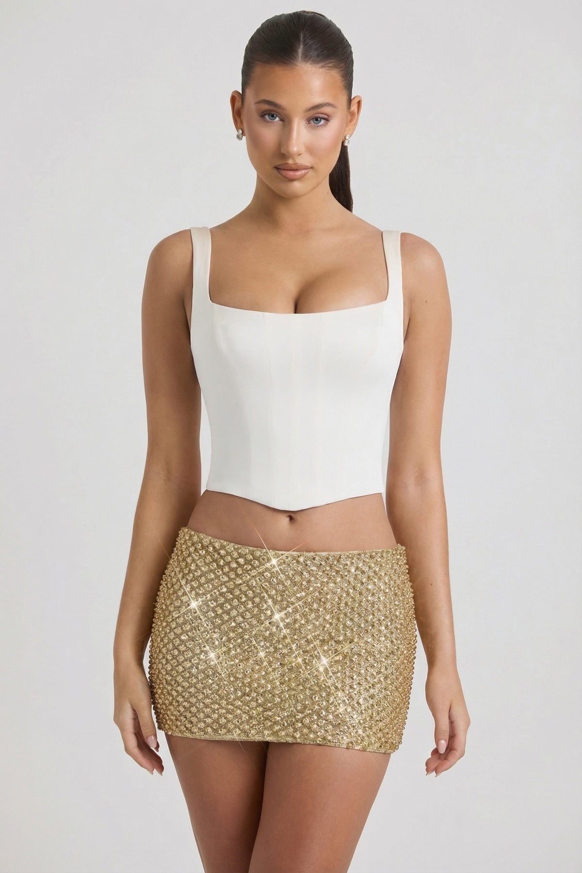 Chic Embellished Low-Rise Mini Skirt in Gold
