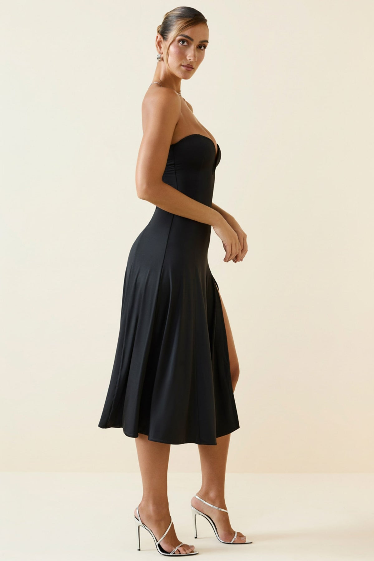 Chic Slinky Jersey Strapless A-Line Midaxi Dress in Black