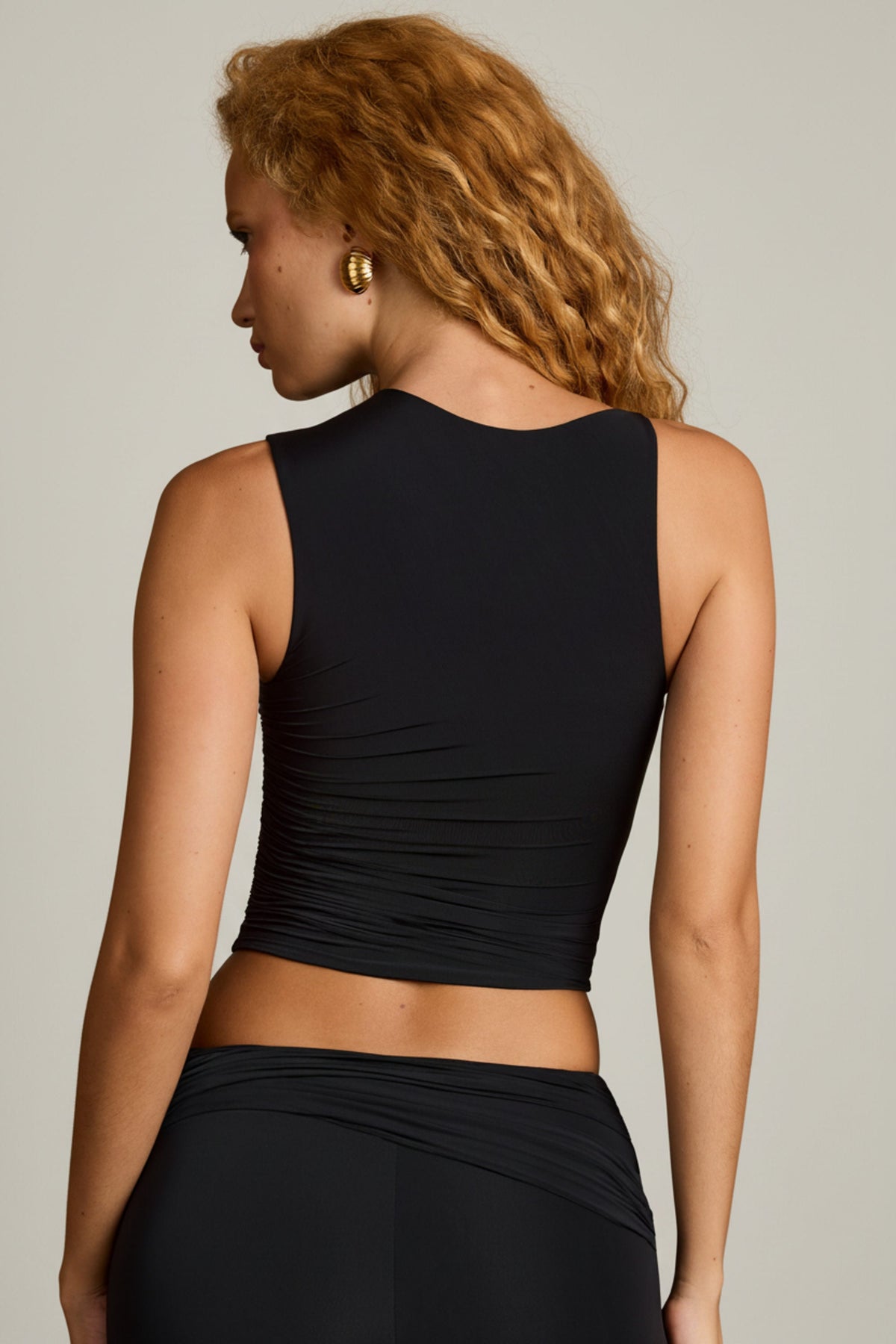 Chic Asymmetric Ruched Tank Top in Black