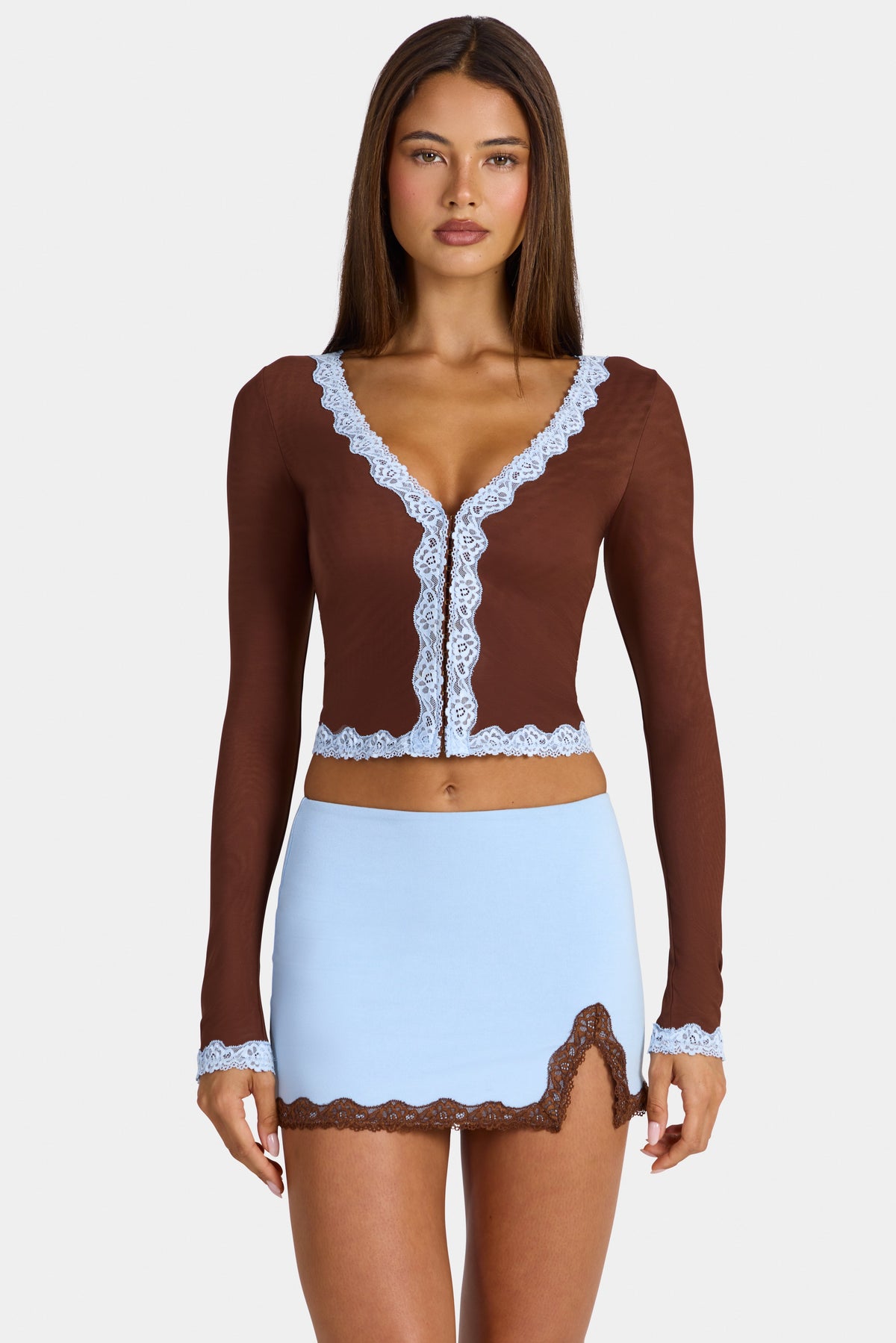 Chic Lace-Trim Cropped Cardigan in Cocoa Brown