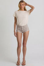 Chic Low-Rise Hot Pants in Ecru