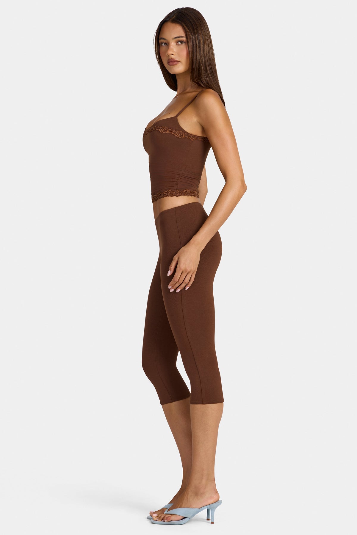 Chic Modal Capri Leggings in Cocoa Brown