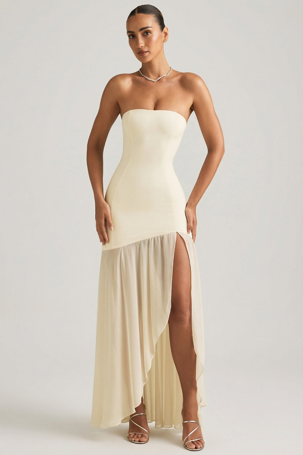 Chic Asymmetric Strapless Fishtail Maxi Dress in Ivory