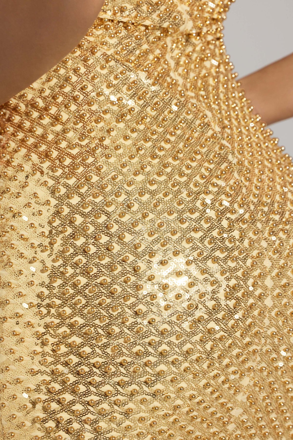 Chic Embellished Sweetheart-Neck Mini Dress in Gold