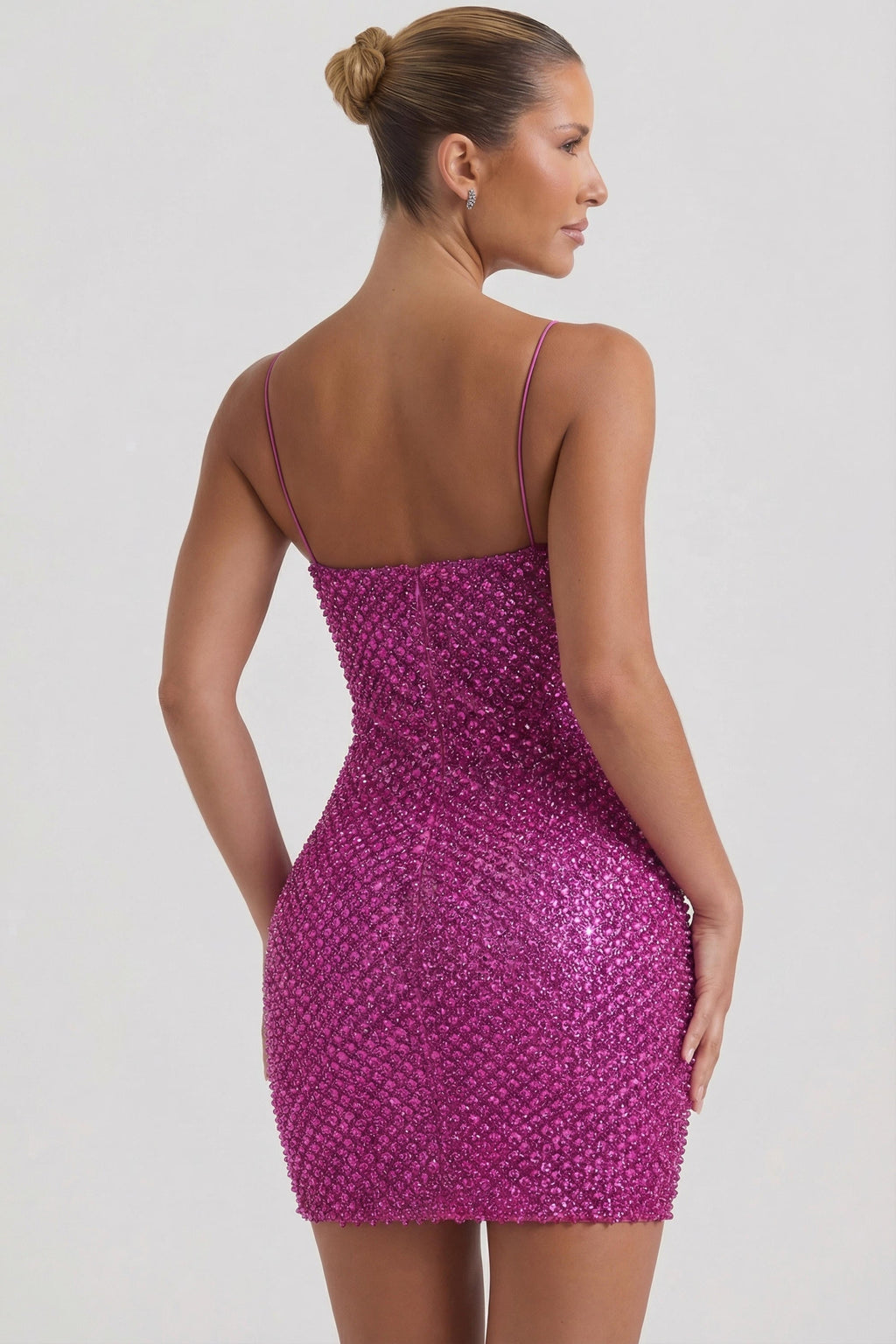 Chic Embellished Sweetheart-Neck Mini Dress in Magenta