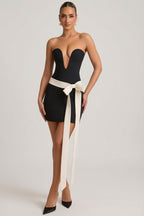 Chic Strapless Bow-Detail A-Line Mini Dress in Black