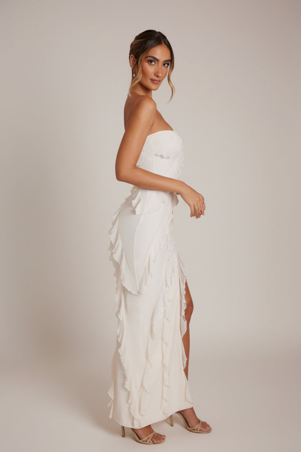 Chic Bandeau Ruffle Detail Maxi Dress in Ivory