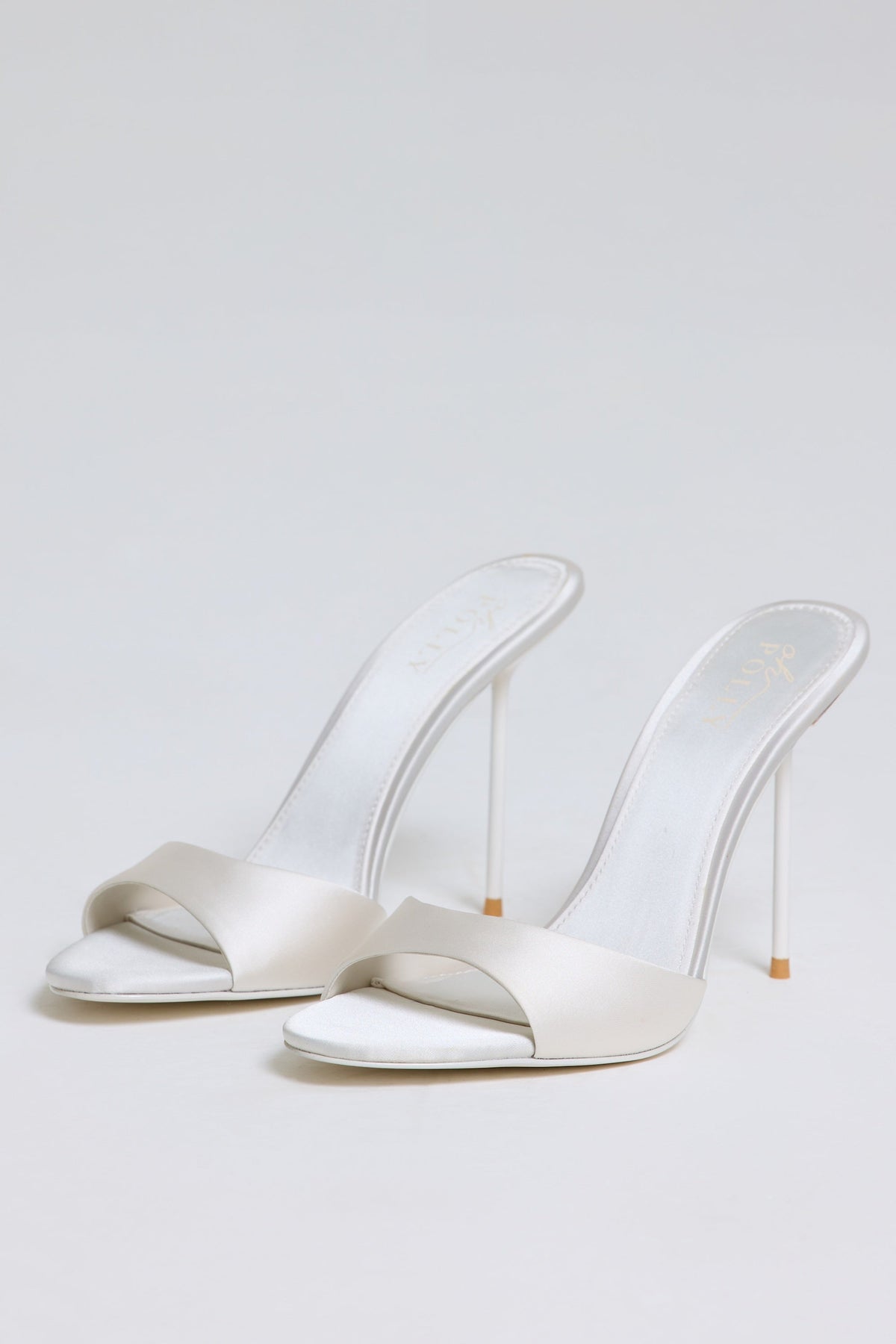 Chic Satin Heeled Mule Sandal in Pearl White