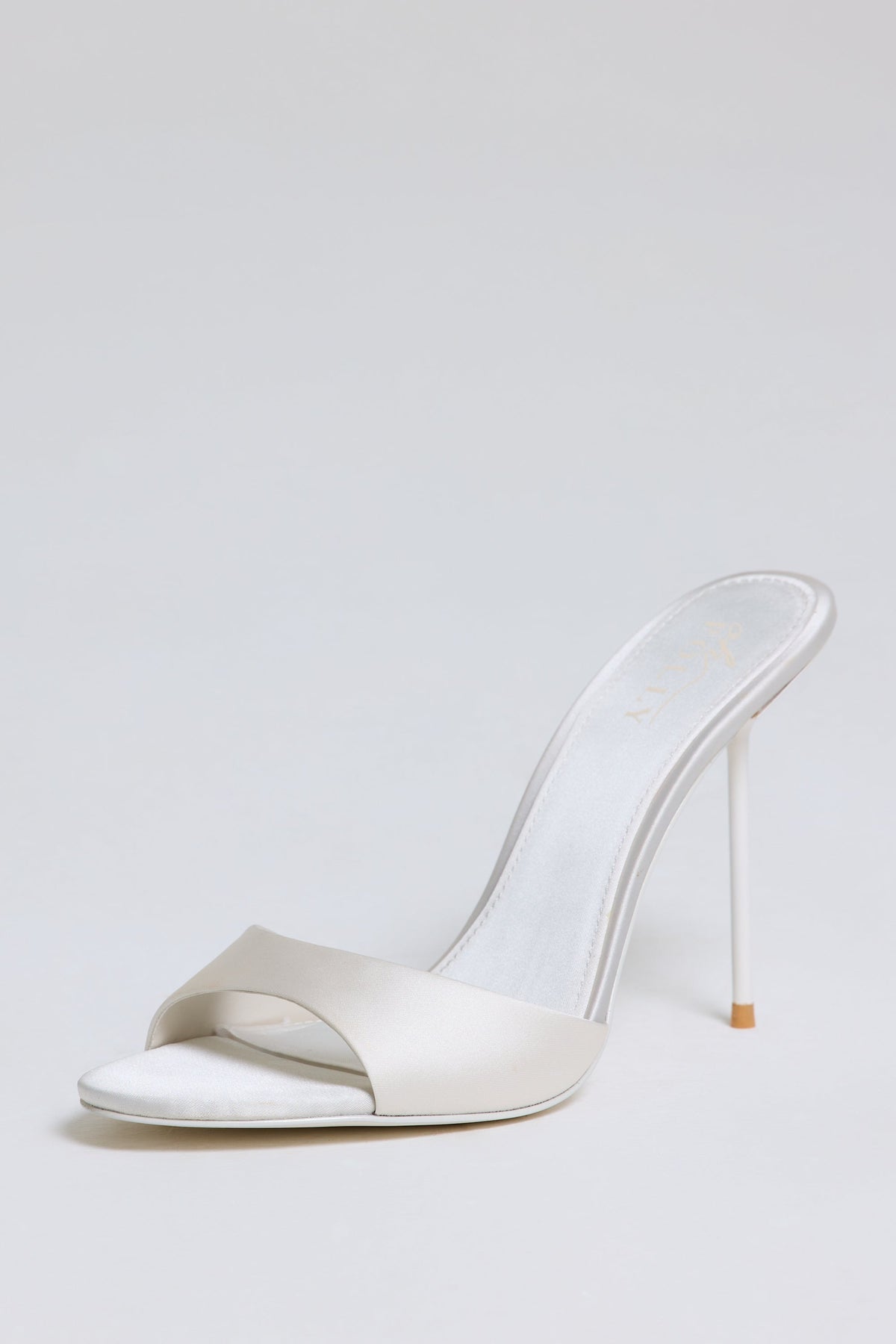 Chic Satin Heeled Mule Sandal in Pearl White