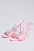 Chic Satin Heeled Mule Sandal in Soft Pink