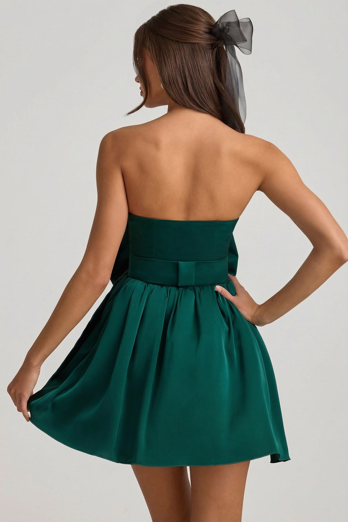 Chic Bow-Detail Corset Mini Dress in Emerald Green