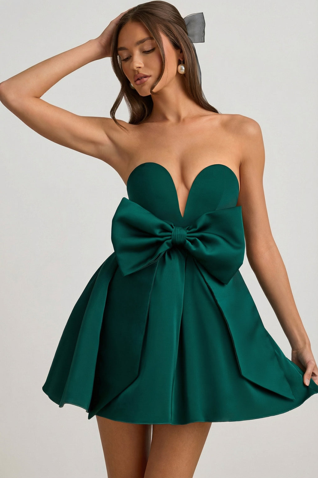 Chic Bow-Detail Corset Mini Dress in Emerald Green