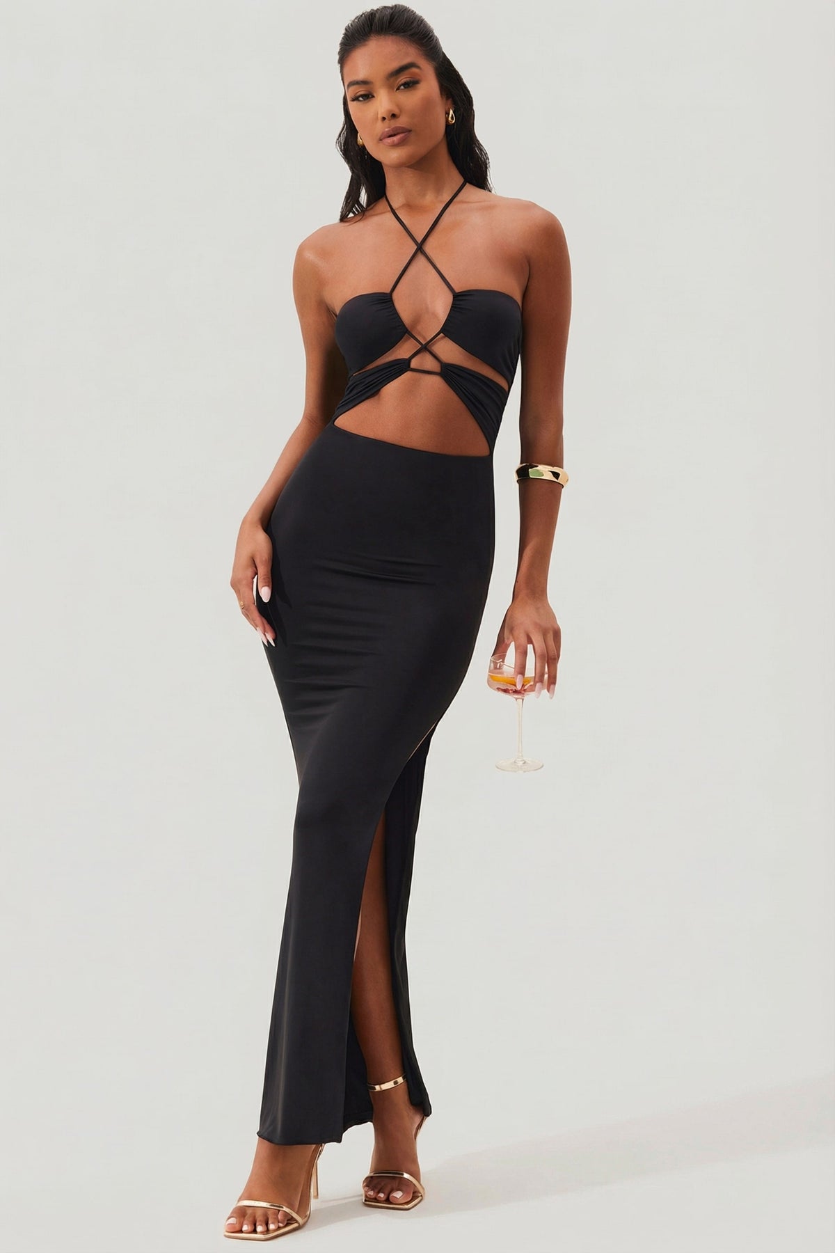 Chic Cut Out Halter Neck Floor Length Maxi Dress in Black