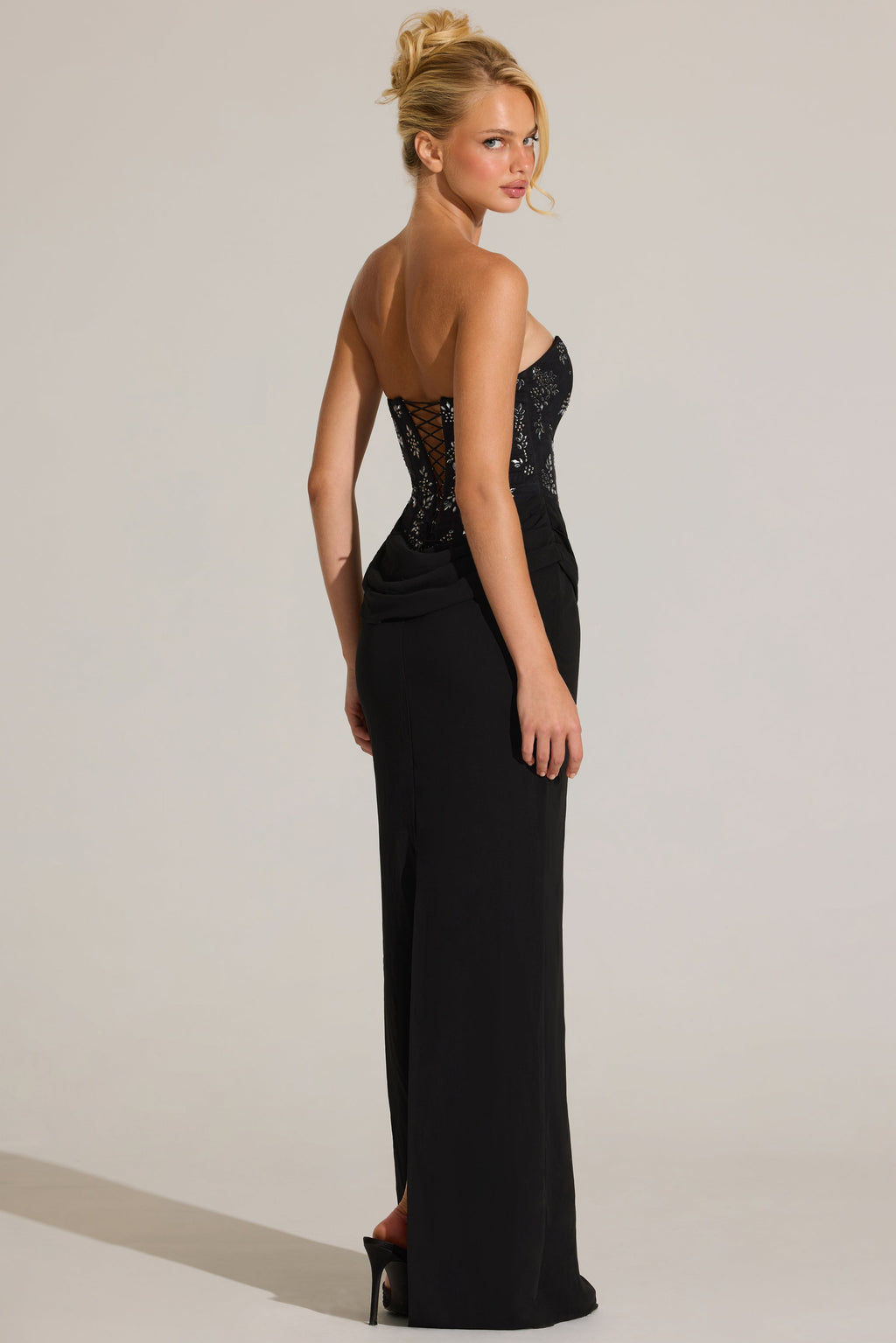 Chic Embellished Corset Maxi Dress in Black