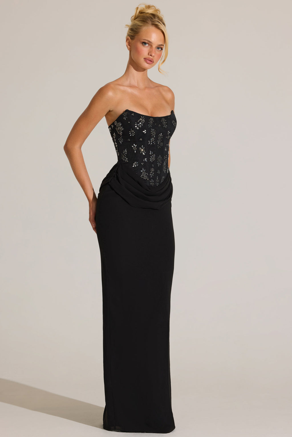 Chic Embellished Corset Maxi Dress in Black