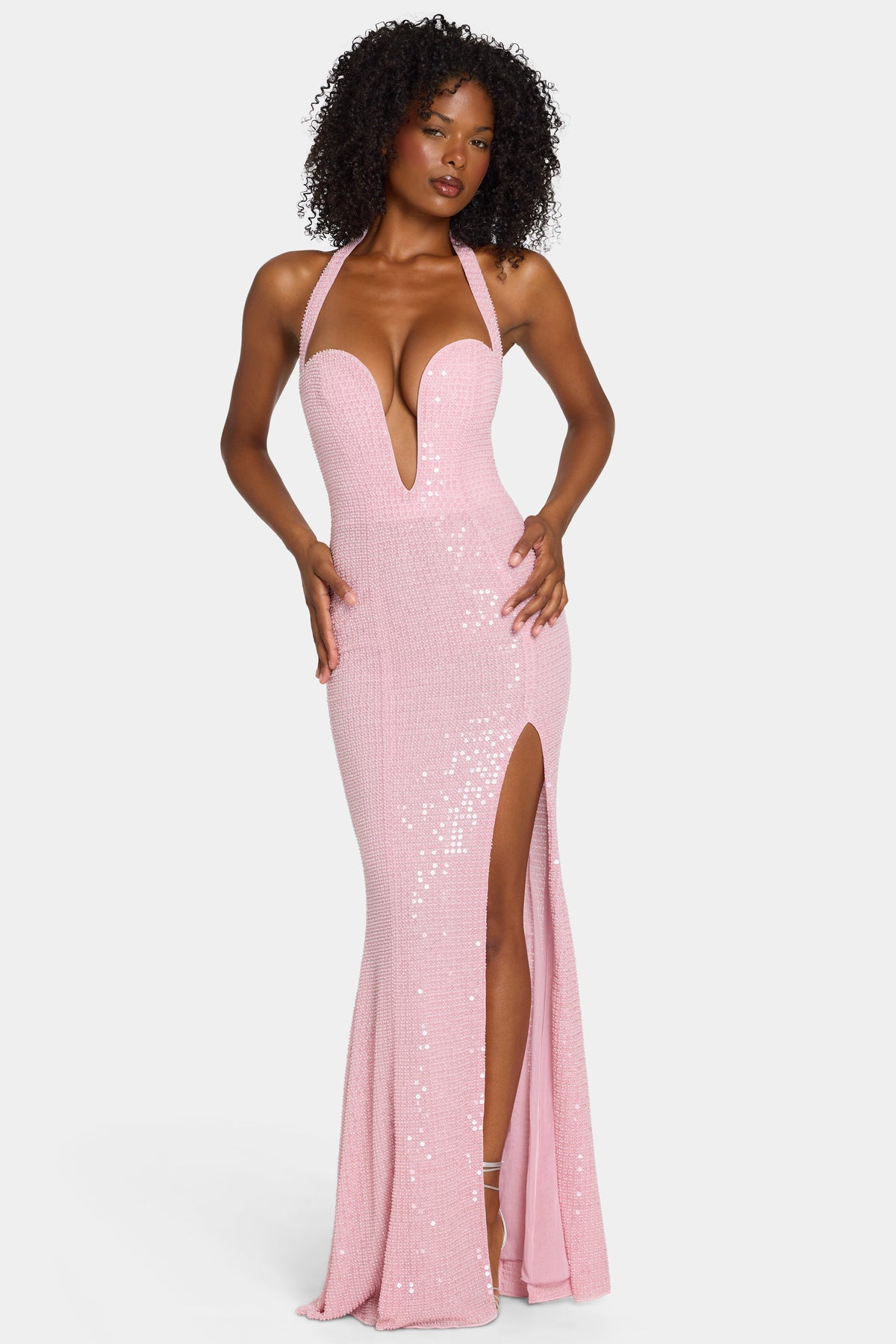 Chic Embellished Halterneck Gown in Lavender Pink