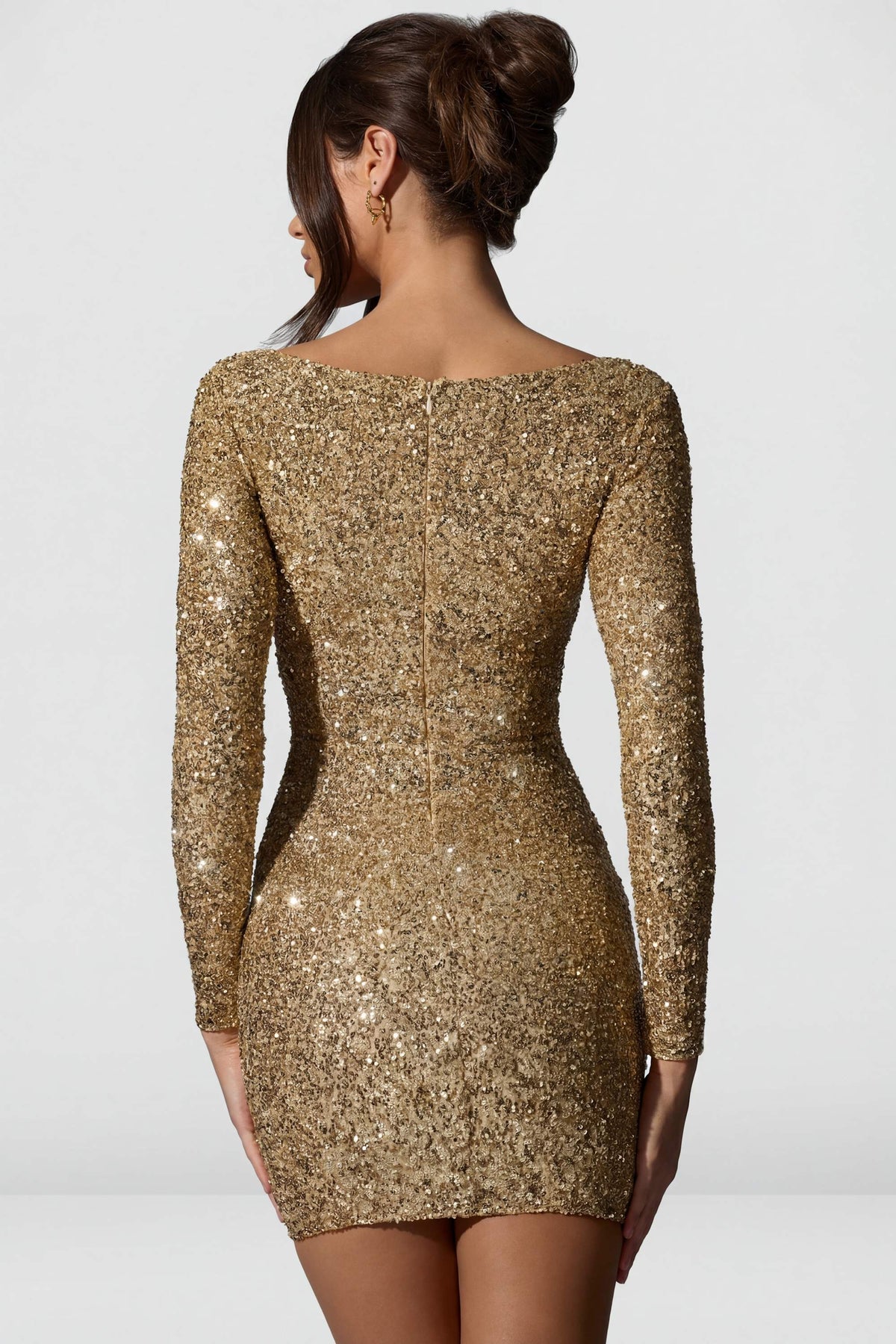 Chic Embellished Sweetheart-Neck Mini Dress in Gold