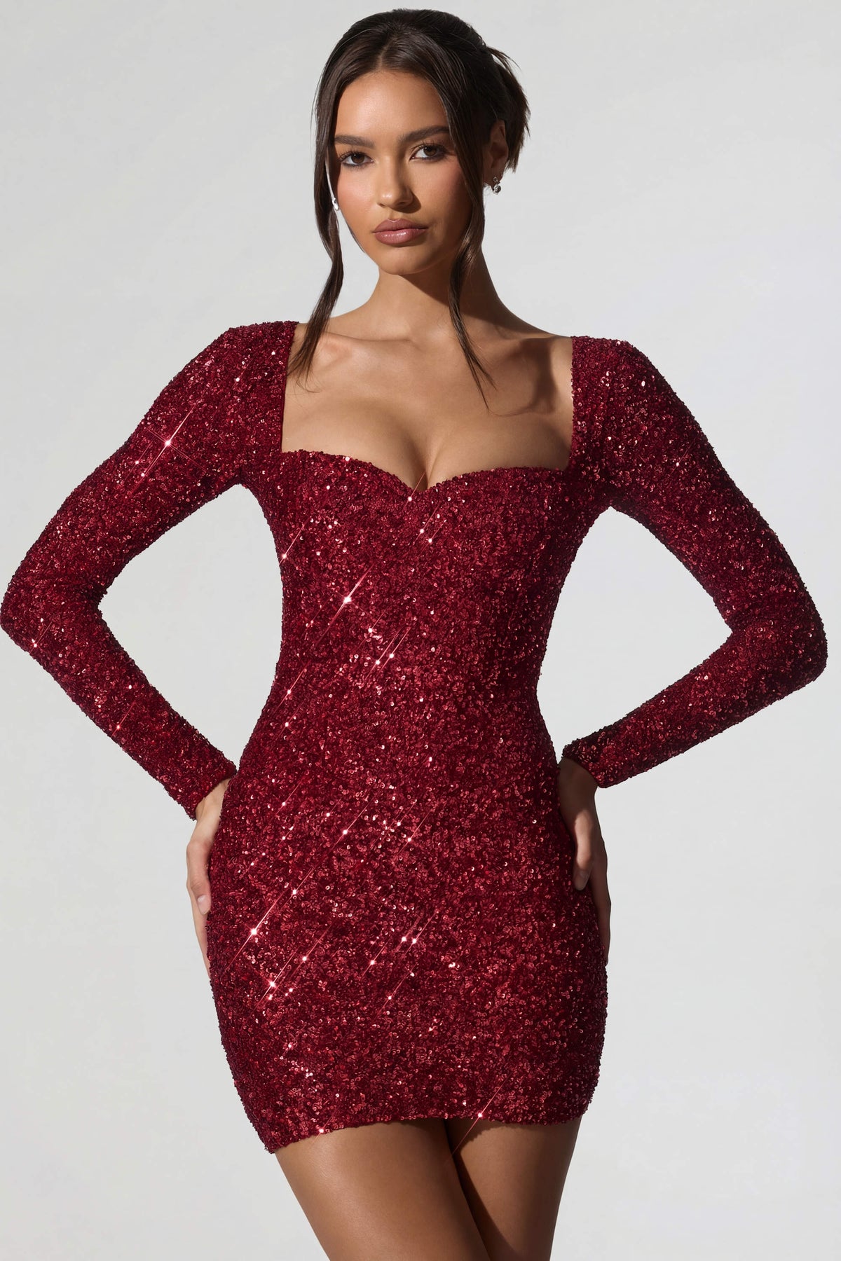 Chic Embellished Sweetheart-Neck Mini Dress in Red