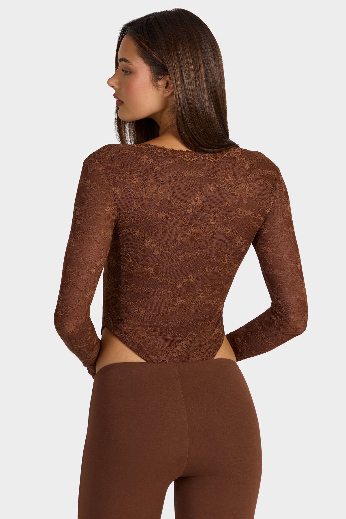 Chic Lace Long-Sleeve Bodysuit in Cocoa Brown