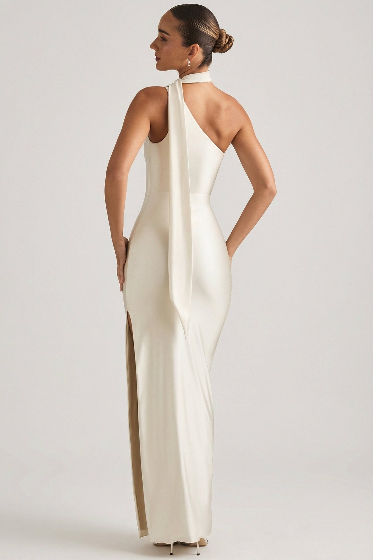 Chic Asymmetric Scarf-Detail Maxi Dress in Pearl