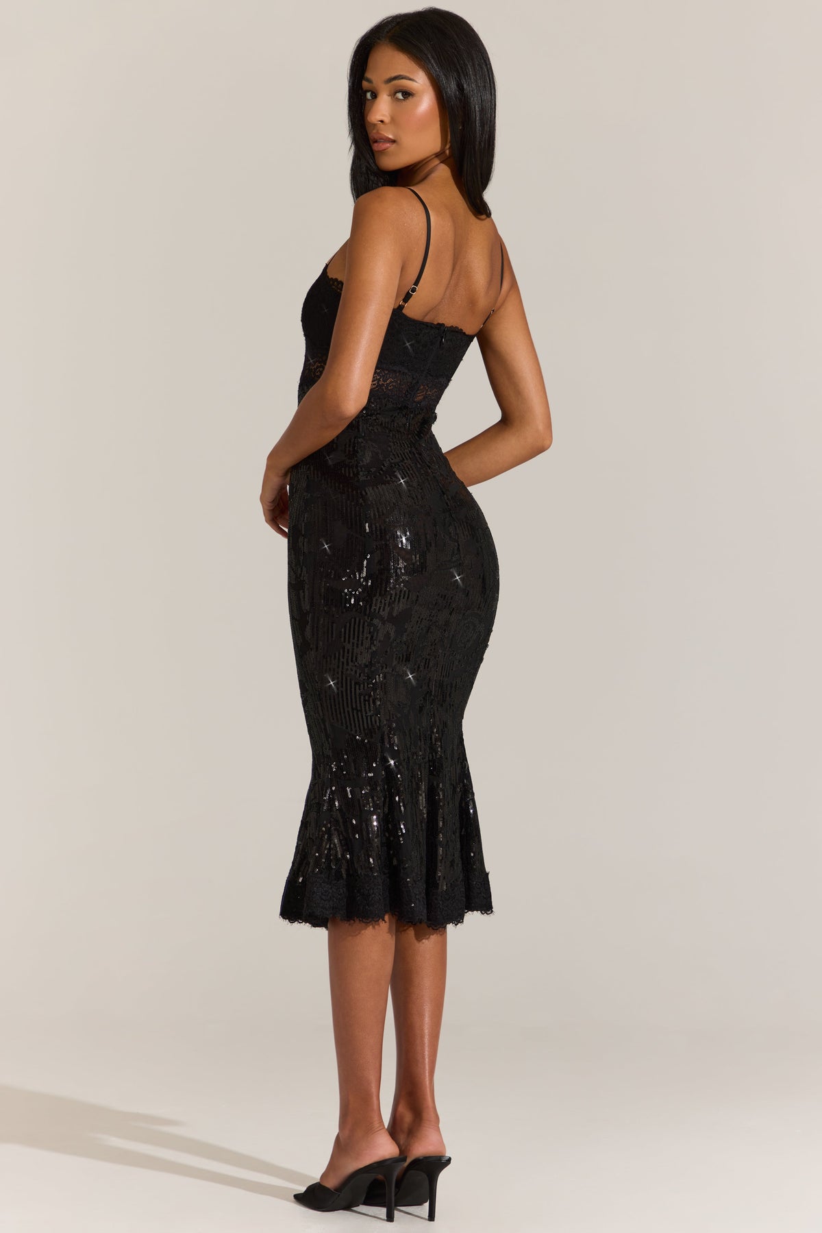 Chic Embellished Lace-Trim Midi Dress in Black
