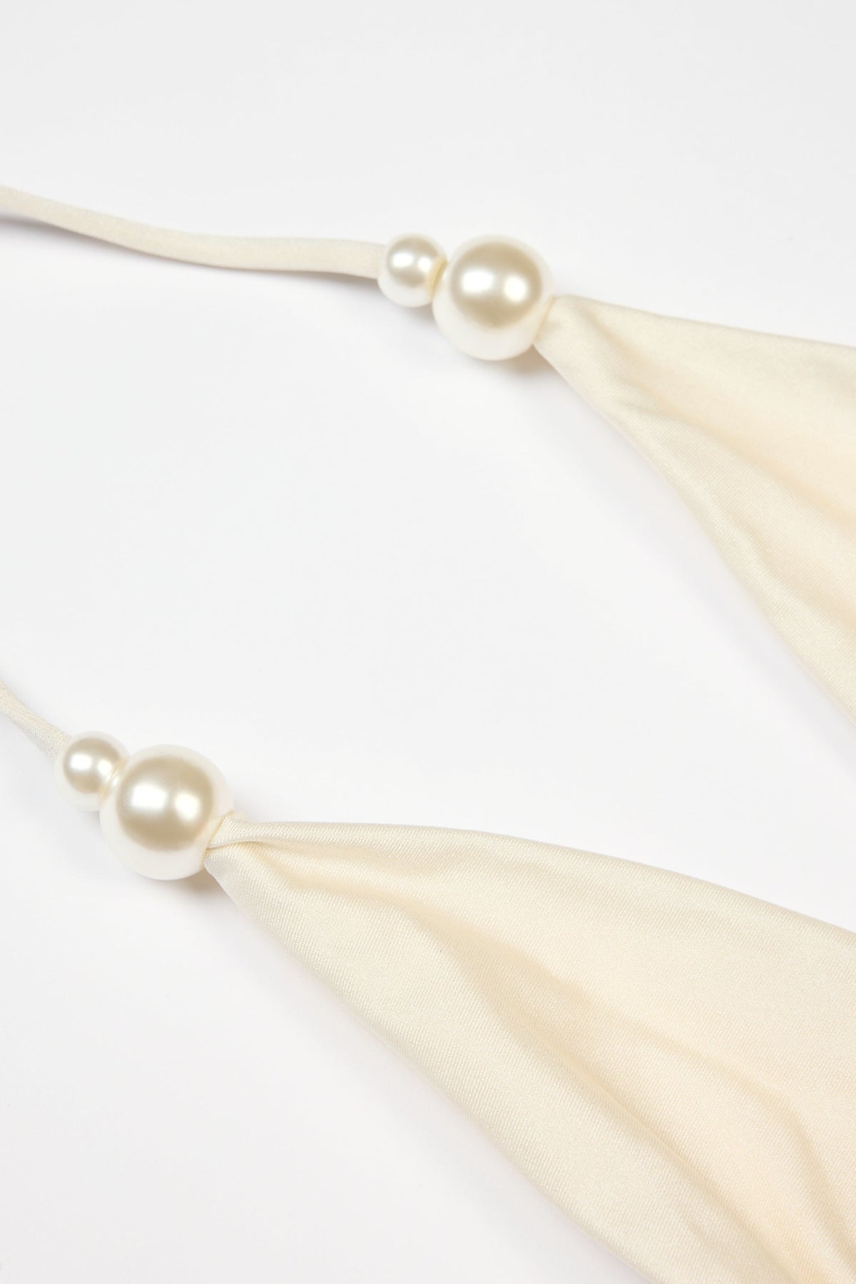 Chic Halterneck Thong Swimsuit in Pearl