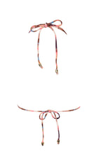 Chic Triangle Bikini Top in Abstract Stripe