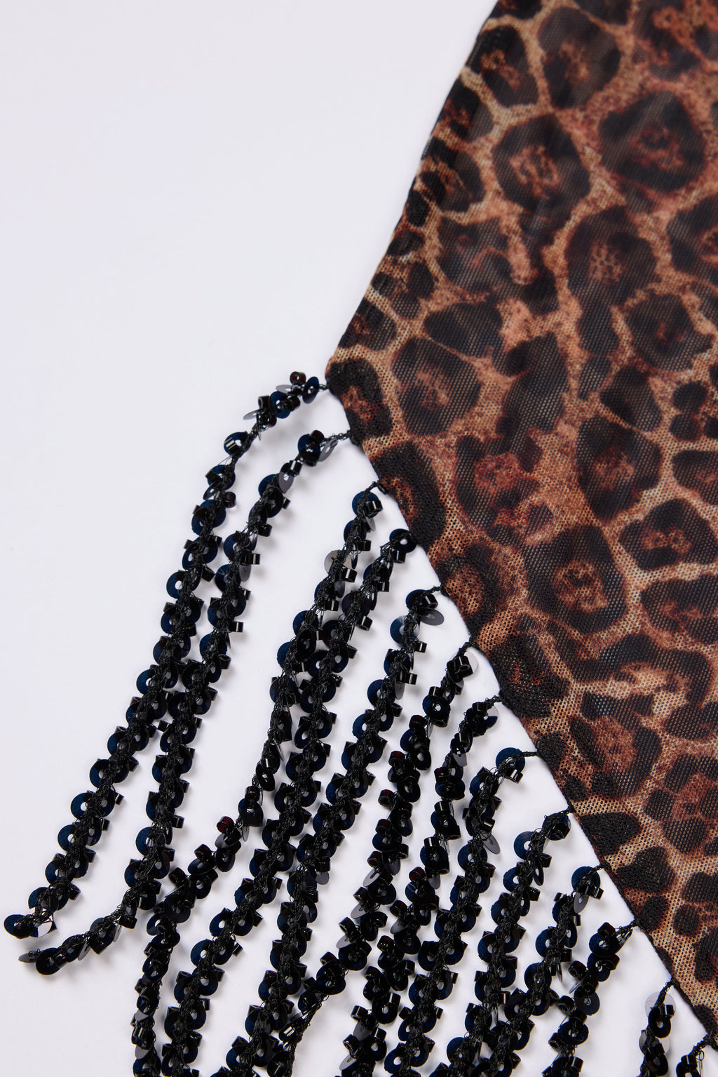 Chic Halterneck Mini Dress in Leopard Print