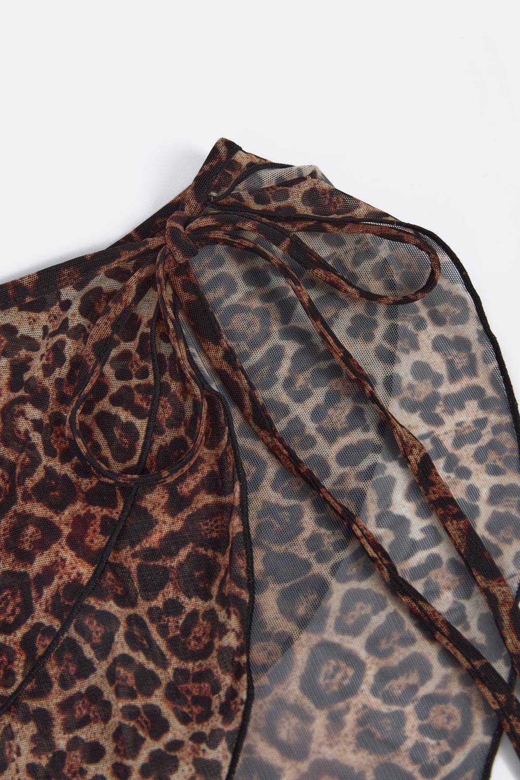 Chic Sarong in Leopard Print