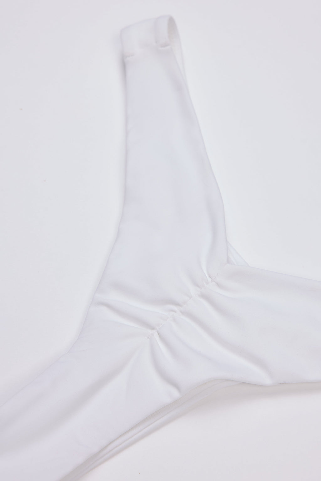 Chic Cheeky Bikini Bottoms in Coconut