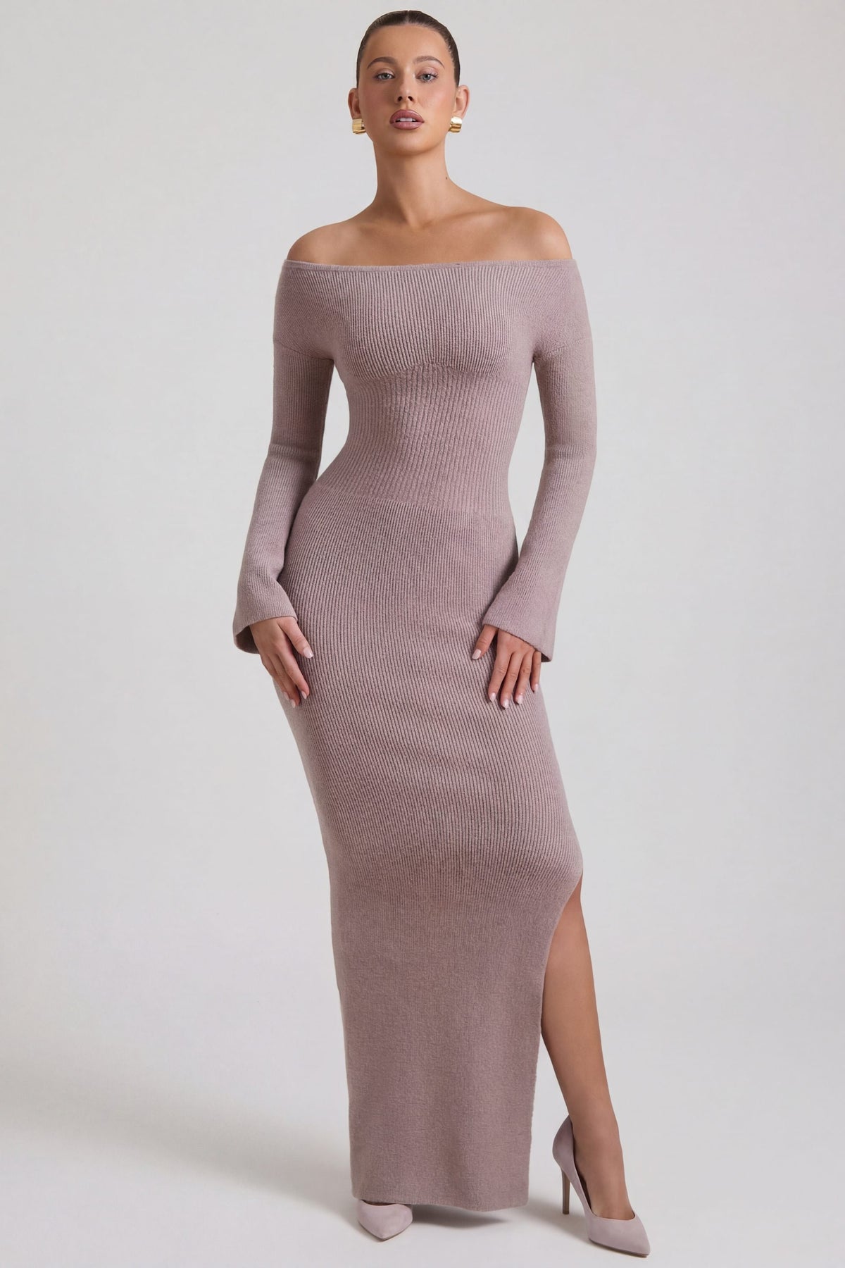 Chic Ribbed-Knit Off-Shoulder Maxi Dress in Taupe