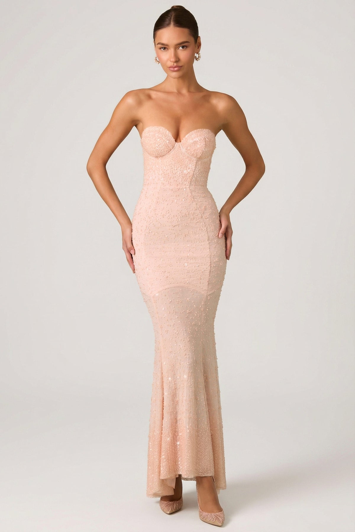 Chic Embellished Sweetheart-Neck Fishtail Gown in Dusty Rose